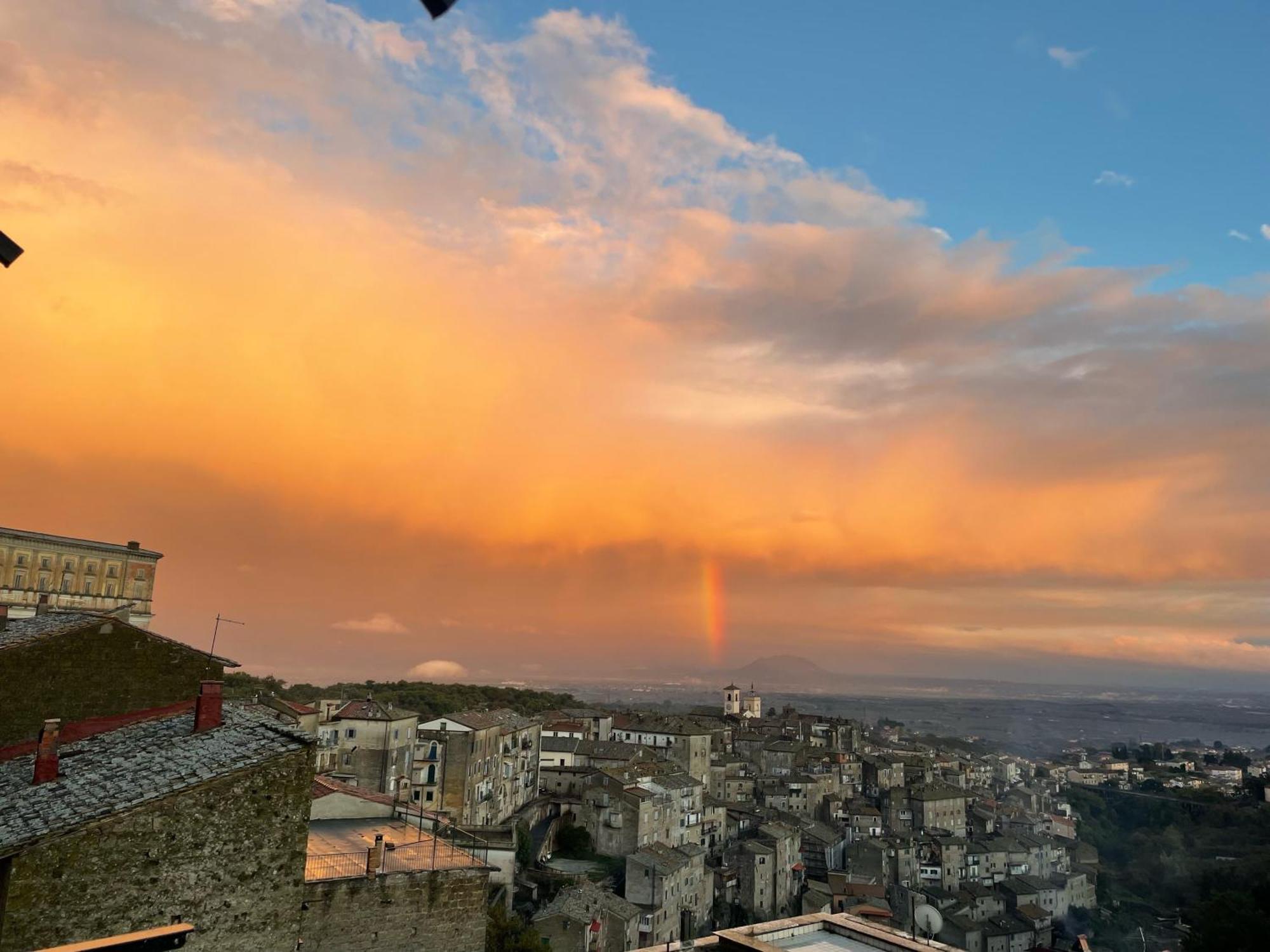 Casa Checca Appartamenti Per Vacanze Caprarola Εξωτερικό φωτογραφία