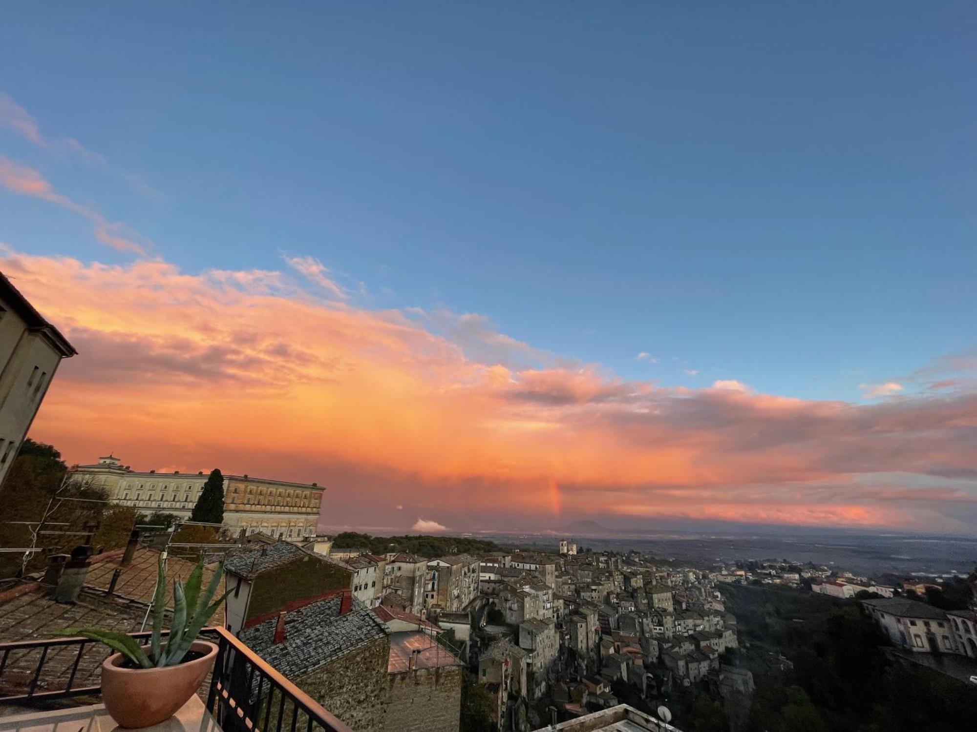 Casa Checca Appartamenti Per Vacanze Caprarola Εξωτερικό φωτογραφία